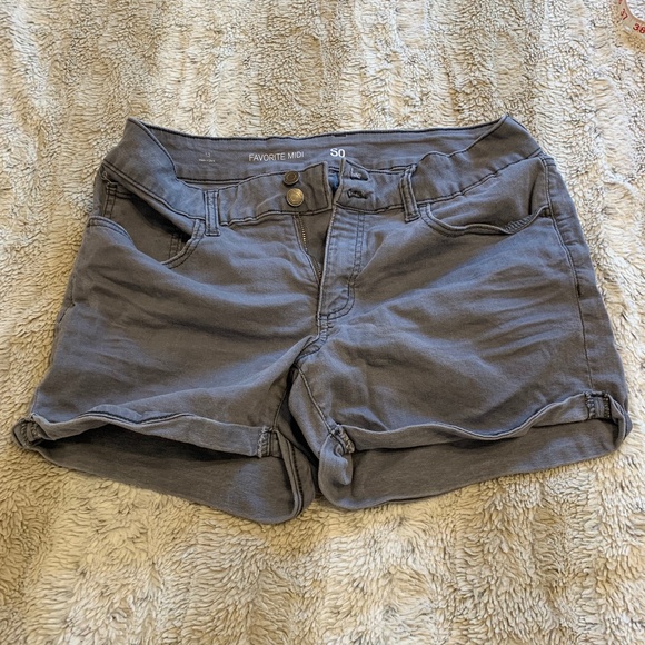 Girls gray shorts midi size‎ 13 - Picture 1 of 4